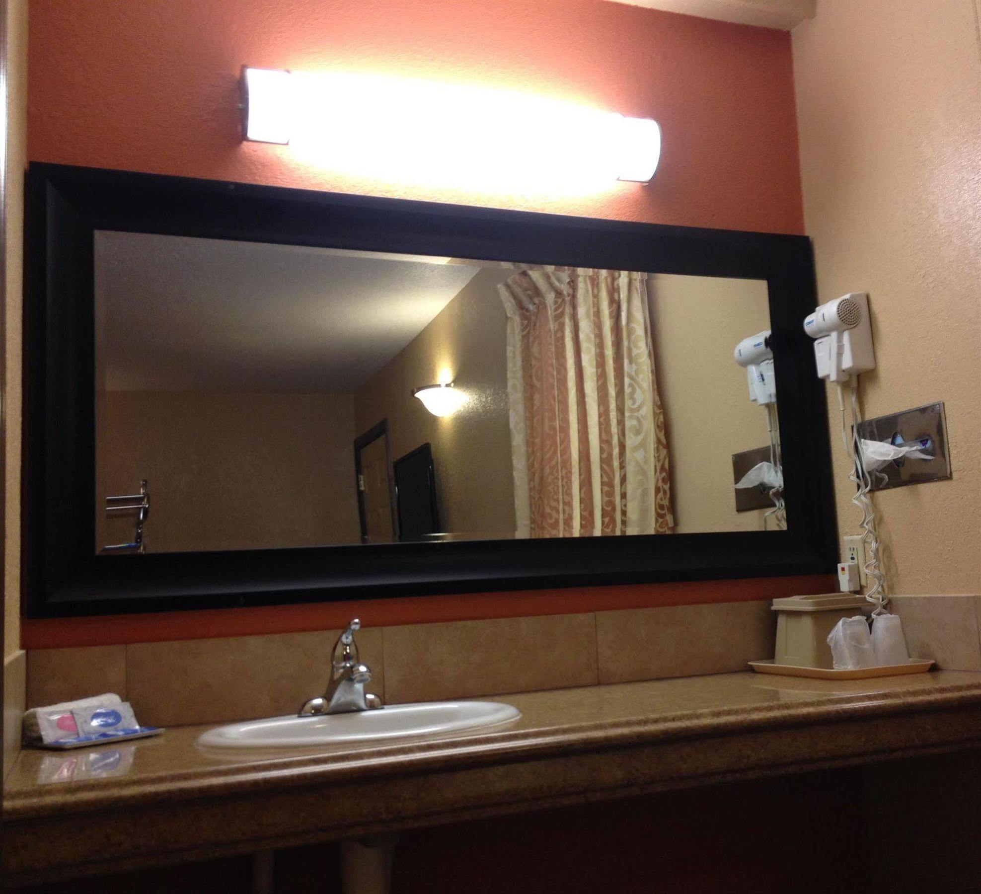 Economy Express Inn Henryetta Luaran gambar