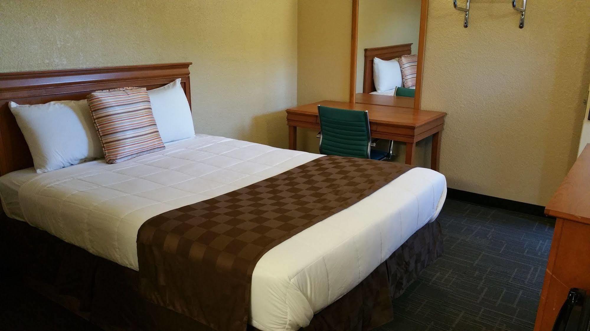 Economy Express Inn Henryetta Luaran gambar