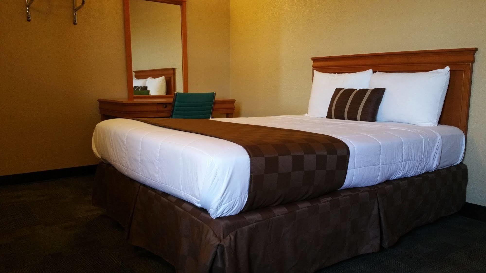 Economy Express Inn Henryetta Luaran gambar